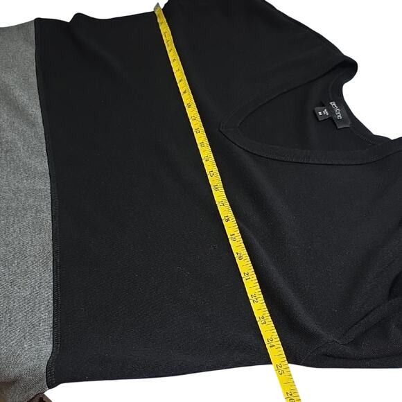 Karen Kane Women Sz M Black Grey Colorblock Whimsigoth Made in USA Knit Tunic - Picture 8 of 11